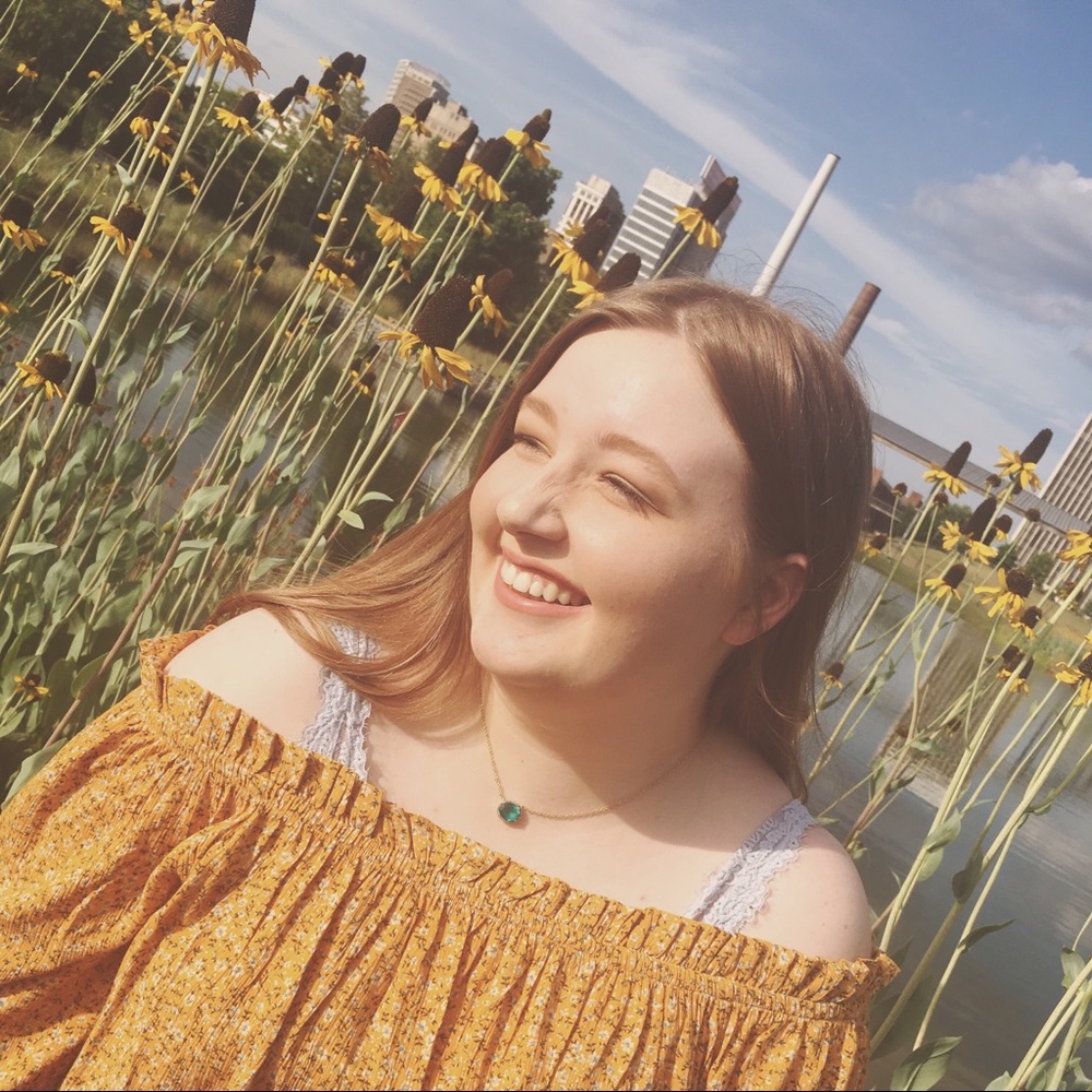 Meet your Posher, Sierra